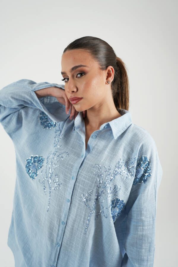Women’s shirt