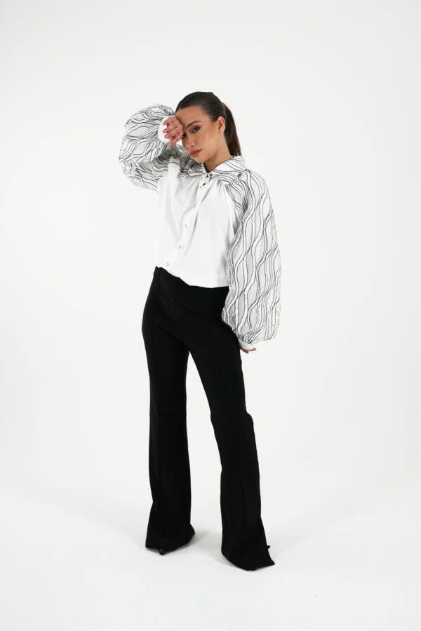 ⁦Women’s shirt⁩ - الصورة ⁦2⁩