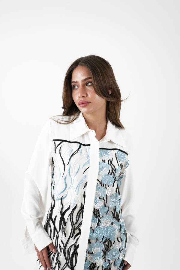 ⁦Women’s shirt⁩ - الصورة ⁦3⁩