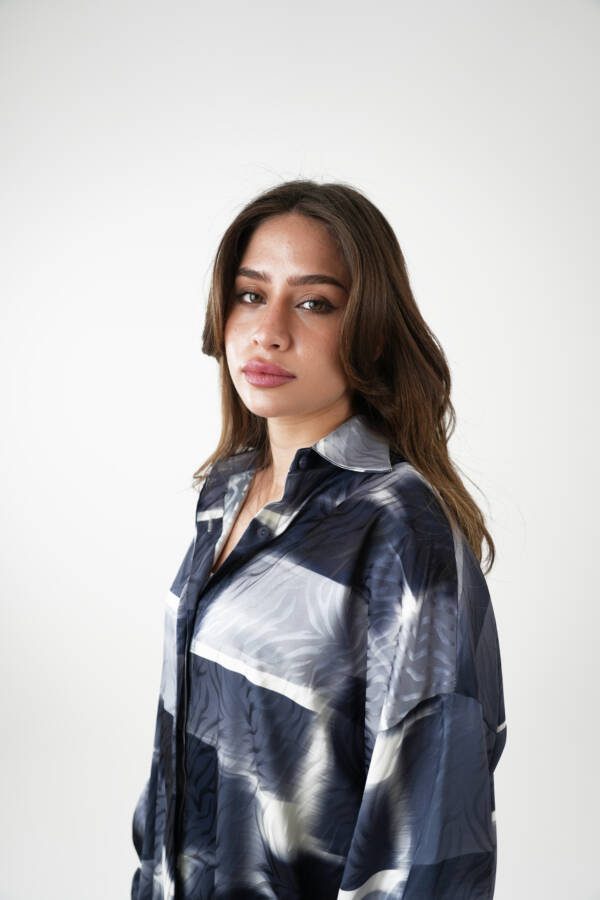 Women’s shirt