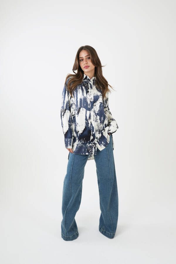 ⁦Women’s shirt⁩ - الصورة ⁦2⁩