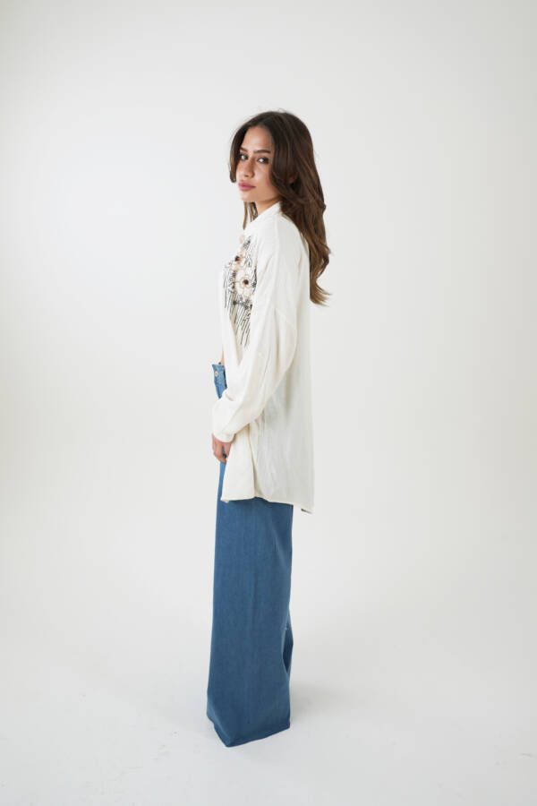 ⁦Women’s shirt⁩ - الصورة ⁦2⁩